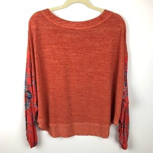 Wonderly - Orange Boho Paisley / Floral Balloon Sleeve Top